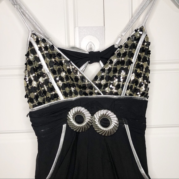 Angela Women Black Sexy Open Back Design Dress - Picture 2 of 8